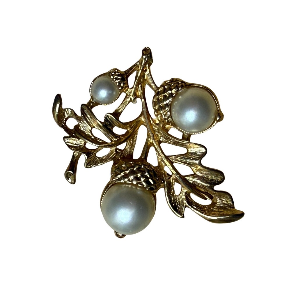 Vintage Nature Autumn Acorn Faux Pearl Gold Tone Brooch from Avon